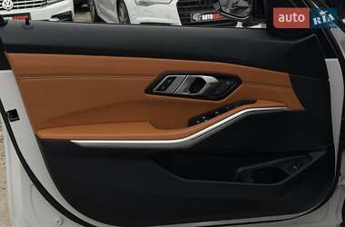 Седан BMW 3 Series 2019 в 