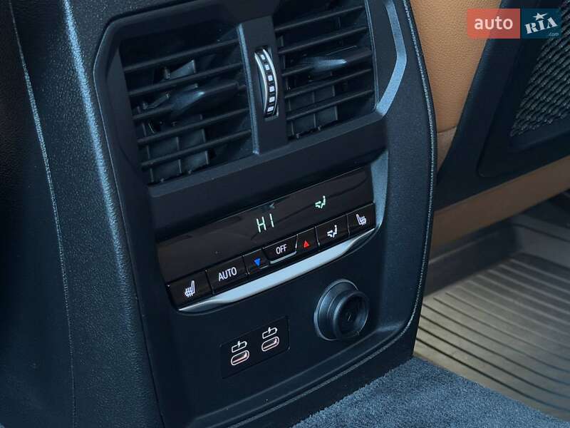 Седан BMW 3 Series 2019 в Харькове