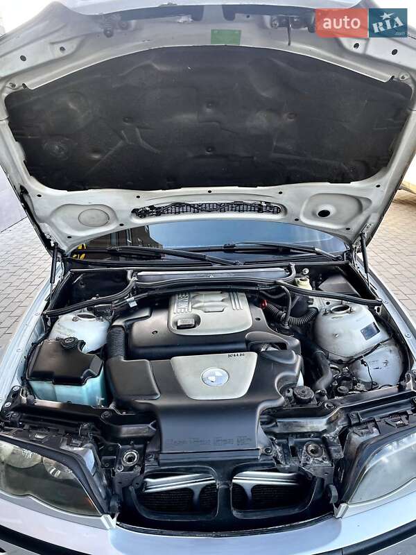 Седан BMW 3 Series 2002 в Полонном