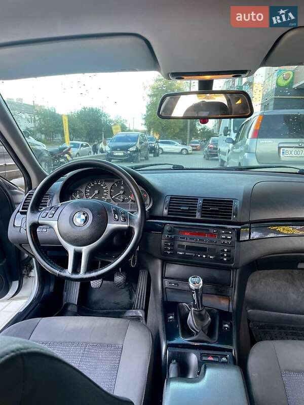 Седан BMW 3 Series 2002 в Полонном