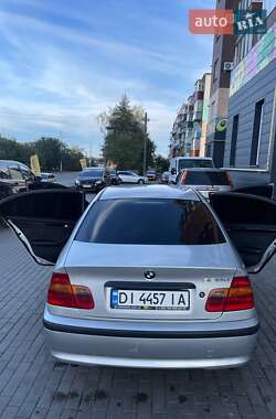 Седан BMW 3 Series 2002 в 