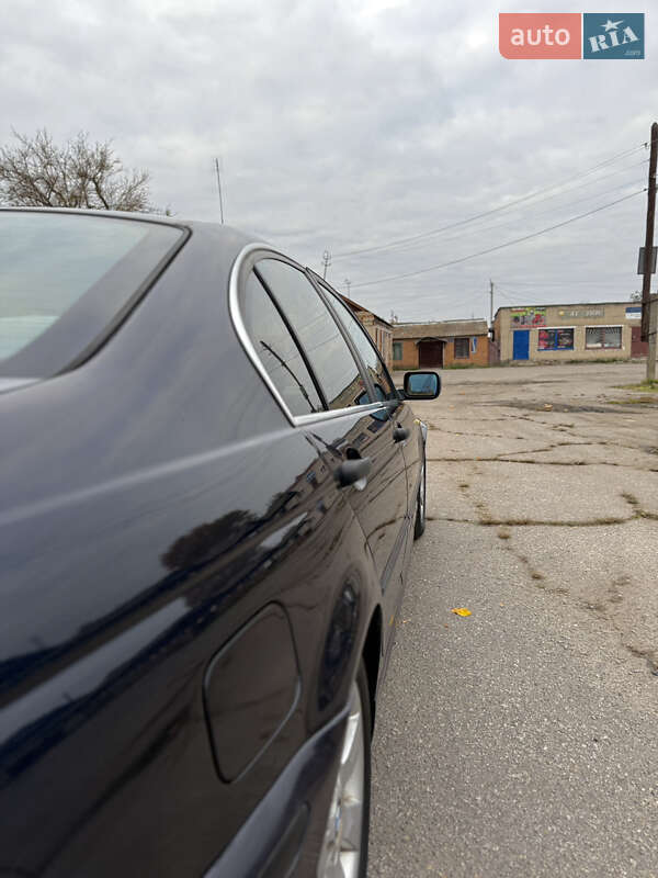 Седан BMW 3 Series 2002 в Казатине