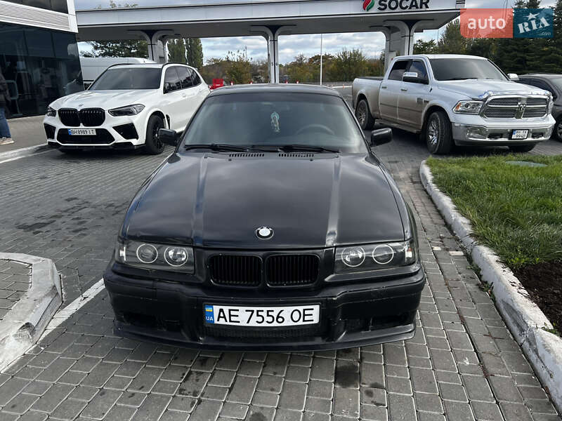 Купе BMW 3 Series 1995 в Одессе фото 5 Купе BMW 3 Series 1995 в Одессе