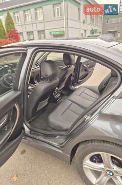 Седан BMW 3 Series 2015 в 