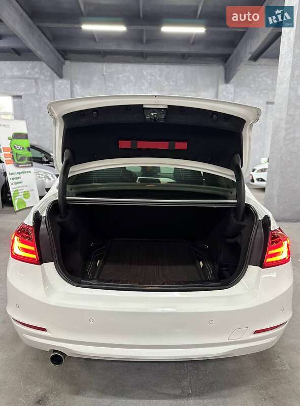 Седан BMW 3 Series 2012 в Каменском фото 21 Седан BMW 3 Series 2012 в Каменском