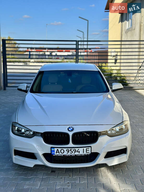 Седан BMW 3 Series 2012 в Ужгороде