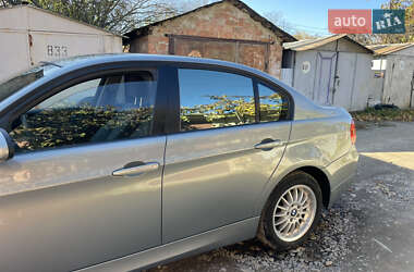 Седан BMW 3 Series 2005 в  фото 12 Седан BMW 3 Series 2005 в