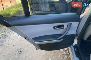 Седан BMW 3 Series 2005 в  фото 28 Седан BMW 3 Series 2005 в