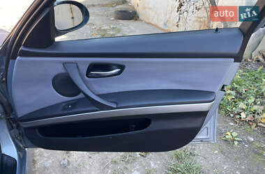 Седан BMW 3 Series 2005 в  фото 37 Седан BMW 3 Series 2005 в