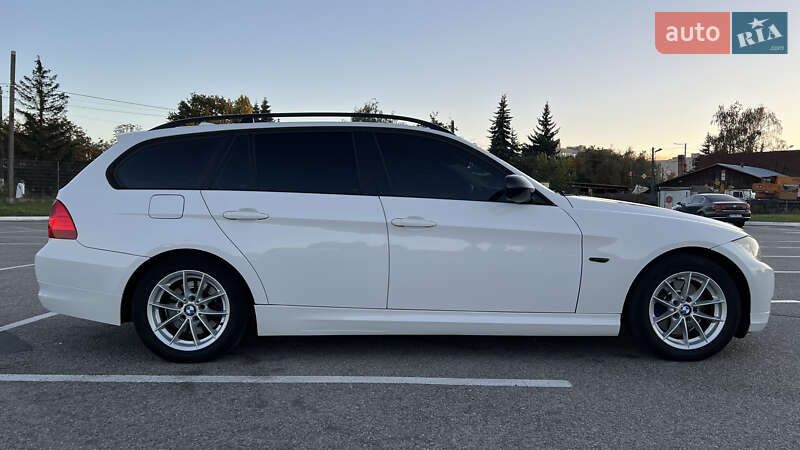 Универсал BMW 3 Series 2010 в Житомире фото 2 Универсал BMW 3 Series 2010 в Житомире