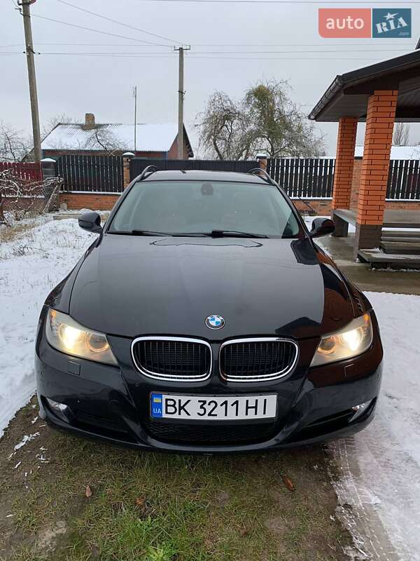 Универсал BMW 3 Series 2010 в Сарнах фото 4 Универсал BMW 3 Series 2010 в Сарнах