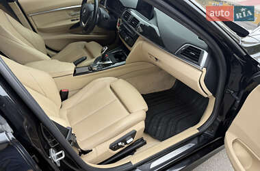Седан BMW 3 Series 2015 в 