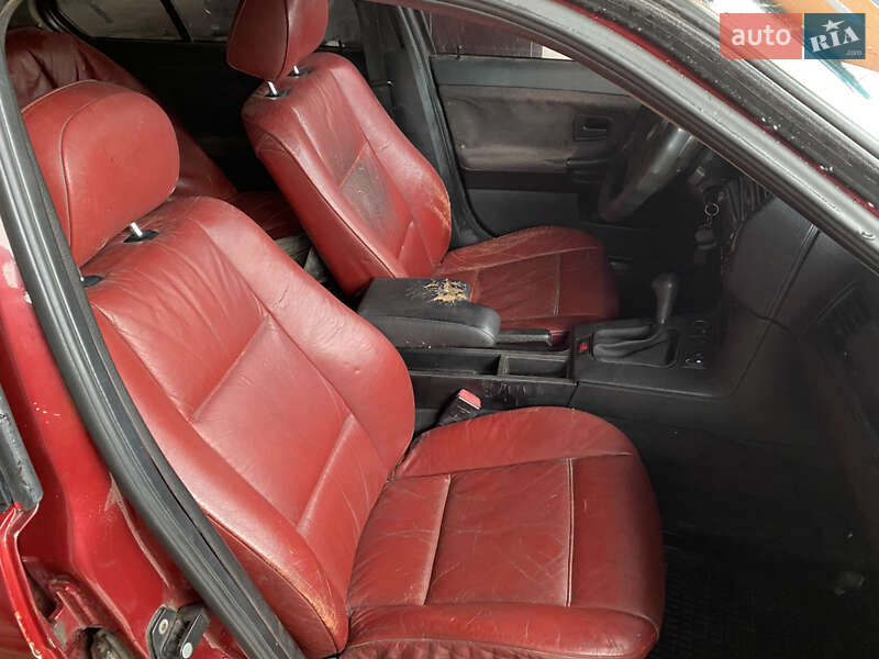 Седан BMW 3 Series 1997 в Ромнах