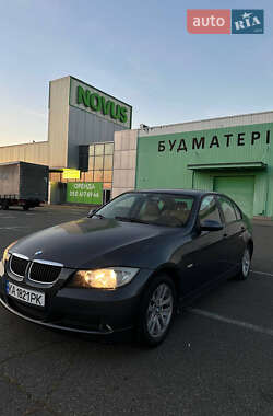 Седан BMW 3 Series 2006 в Киеве