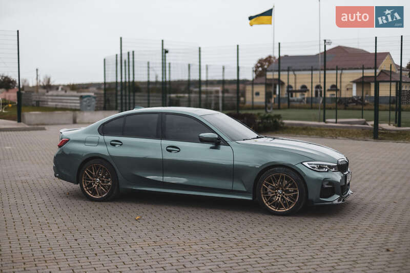 Седан BMW 3 Series 2020 в Бучаче