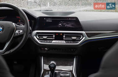 Седан BMW 3 Series 2020 в 