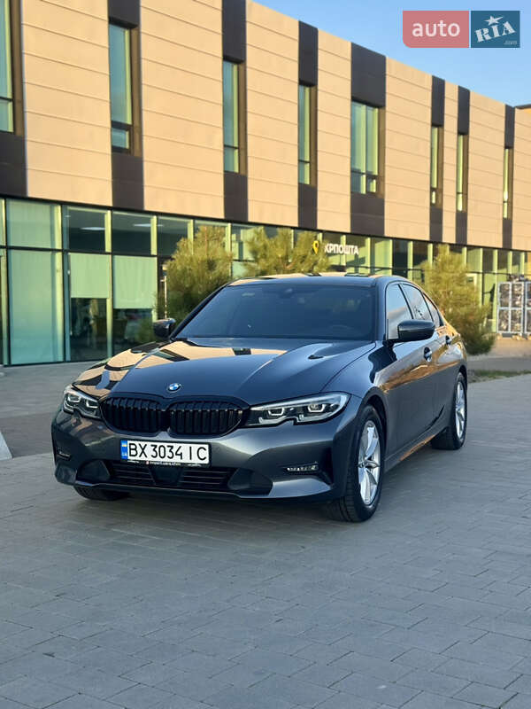 Седан BMW 3 Series 2021 в Хмельницком
