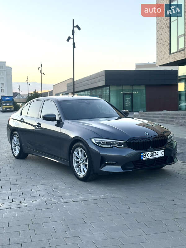 Седан BMW 3 Series 2021 в Хмельницком
