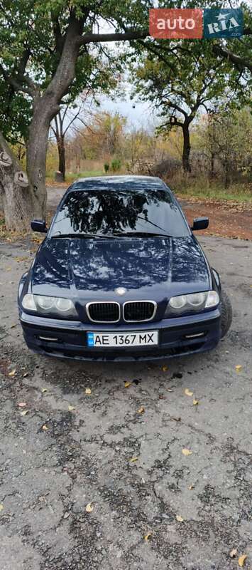 Седан BMW 3 Series 2000 в Славянске
