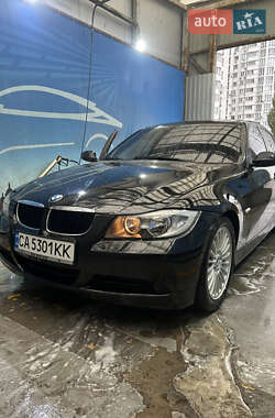Седан BMW 3 Series 2005 в Києві