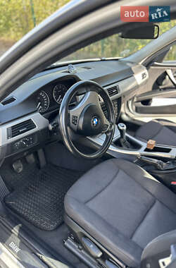 Седан BMW 3 Series 2005 в Луцьку