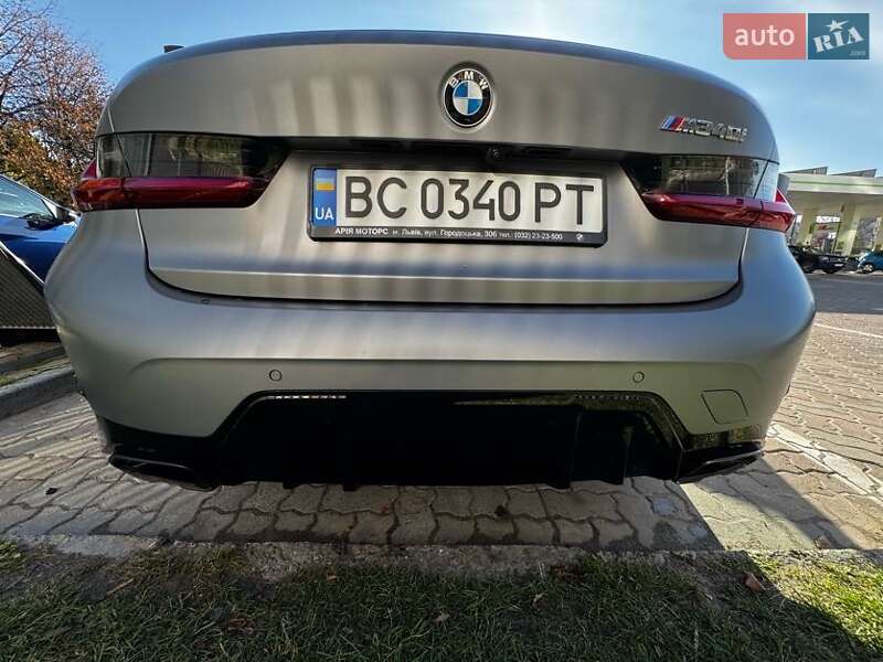 Седан BMW 3 Series 2023 в Львове