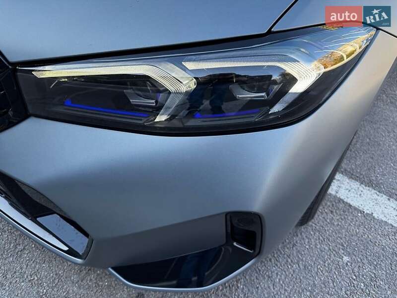 Седан BMW 3 Series 2023 в Львове