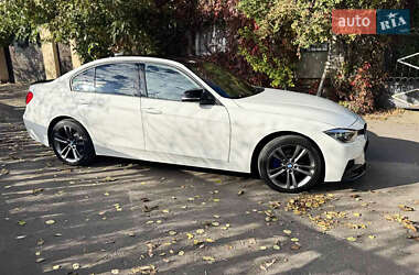 Седан BMW 3 Series 2017 в Одессе