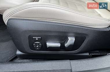 Седан BMW 3 Series 2019 в 