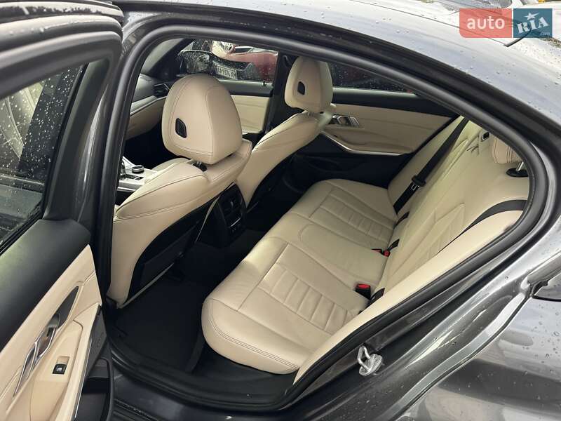 Седан BMW 3 Series 2019 в Киеве фото 28 Седан BMW 3 Series 2019 в Киеве
