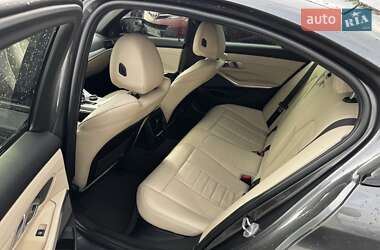 Седан BMW 3 Series 2019 в 