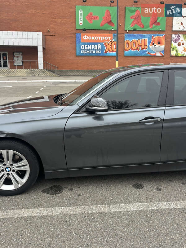 Седан BMW 3 Series 2015 в Броварах