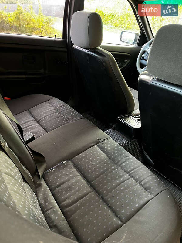 Седан BMW 3 Series 1995 в Радивилове фото 7 Седан BMW 3 Series 1995 в Радивилове
