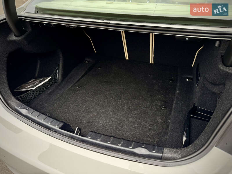 Седан BMW 3 Series 2014 в Киеве фото 44 Седан BMW 3 Series 2014 в Киеве