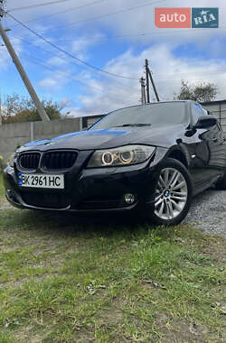Универсал BMW 3 Series 2011 в Березному