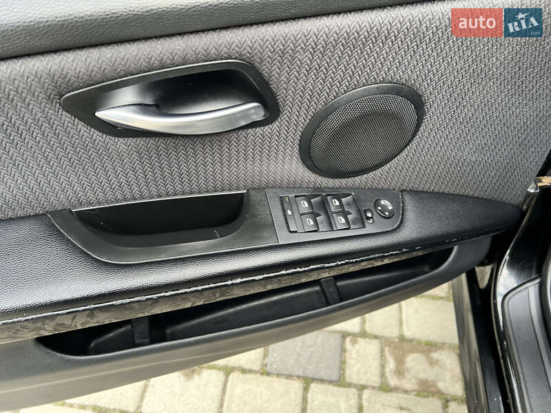 Универсал BMW 3 Series 2011 в Березному
