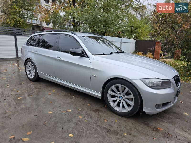 Универсал BMW 3 Series 2009 в Бердичеве фото Универсал BMW 3 Series 2009 в Бердичеве