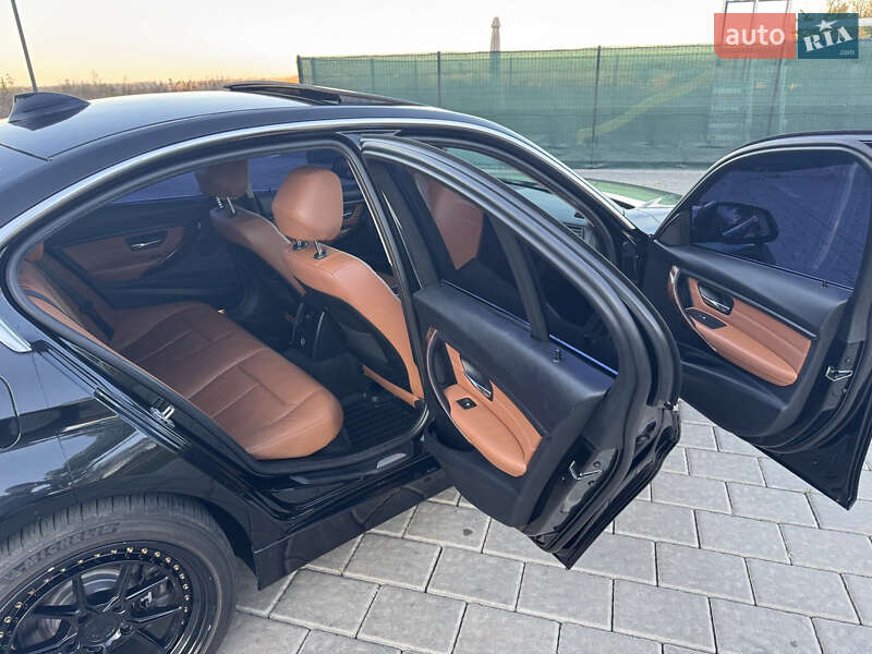 Седан BMW 3 Series 2013 в Рівному