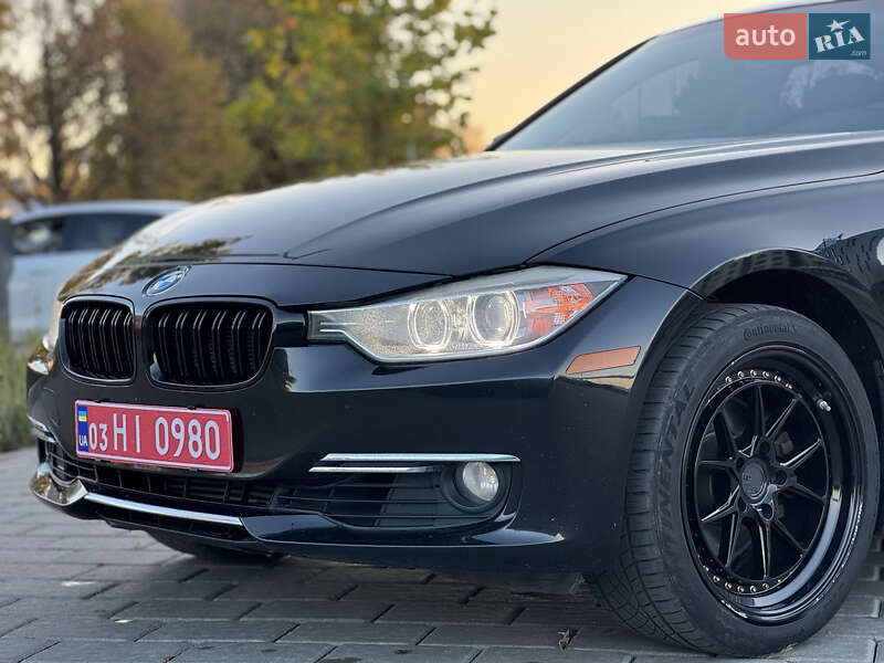 Седан BMW 3 Series 2013 в Рівному