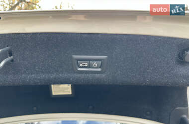 Седан BMW 3 Series 2019 в 