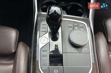 Седан BMW 3 Series 2019 в 