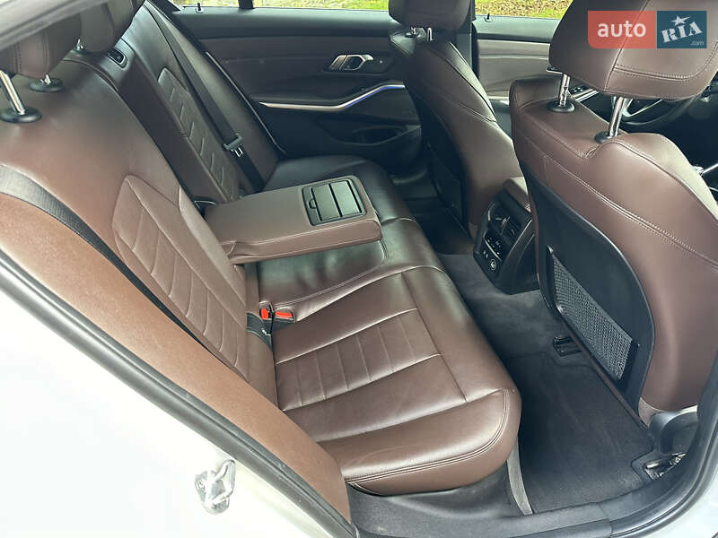 Седан BMW 3 Series 2019 в Одессе фото 19 Седан BMW 3 Series 2019 в Одессе