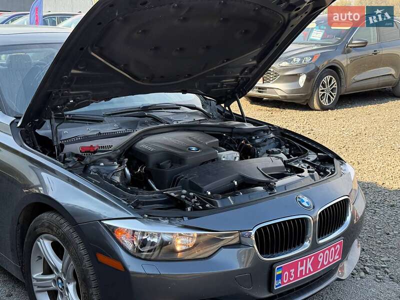 Седан BMW 3 Series 2013 в Луцке