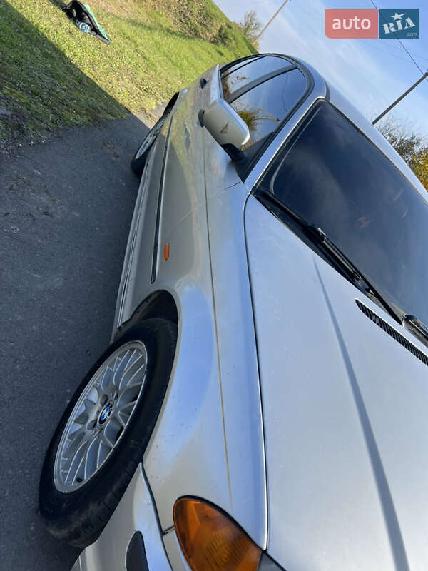 Седан BMW 3 Series 1999 в Рівному