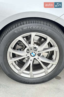 Седан BMW 3 Series 2021 в 