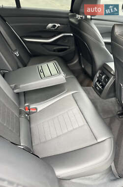 Седан BMW 3 Series 2021 в 