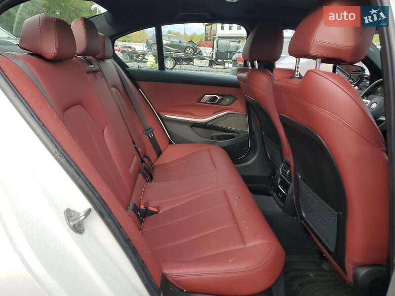 Седан BMW 3 Series 2023 в Львове