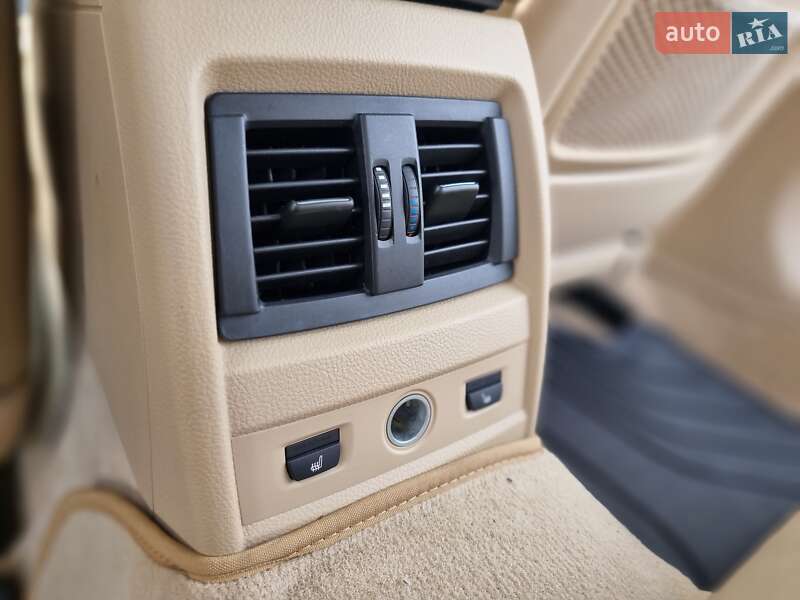 Седан BMW 3 Series 2012 в Києві