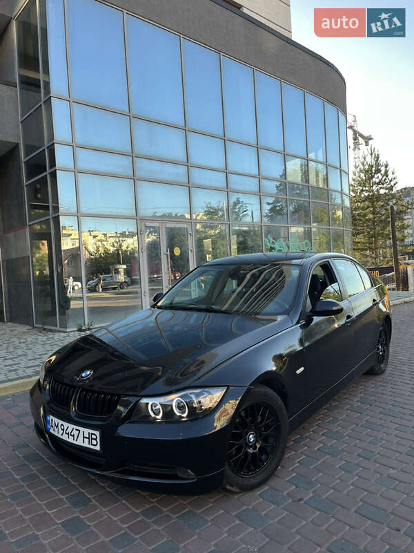 Седан BMW 3 Series 2006 в Івано-Франківську фото Седан BMW 3 Series 2006 в Івано-Франківську