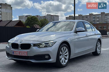 Седан BMW 3 Series 2017 в 